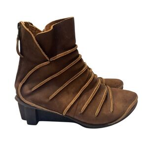 Trippen Amber Booties in Cuoio, Size 37